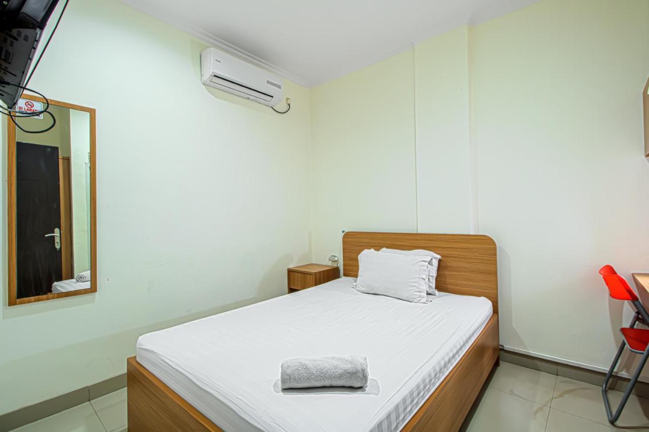 Hotel Mutiara Kostel Bintaro Esterno foto