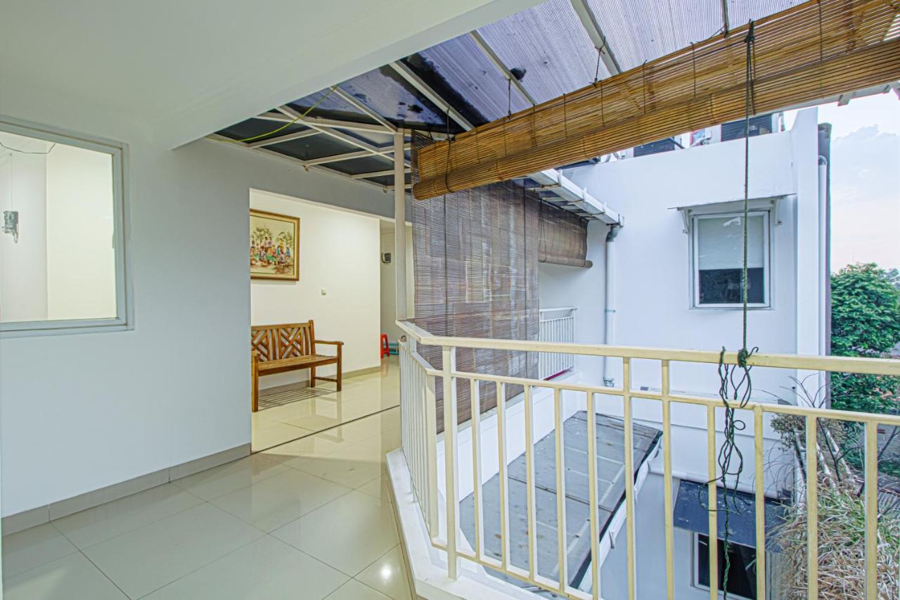 Hotel Mutiara Kostel Bintaro Esterno foto