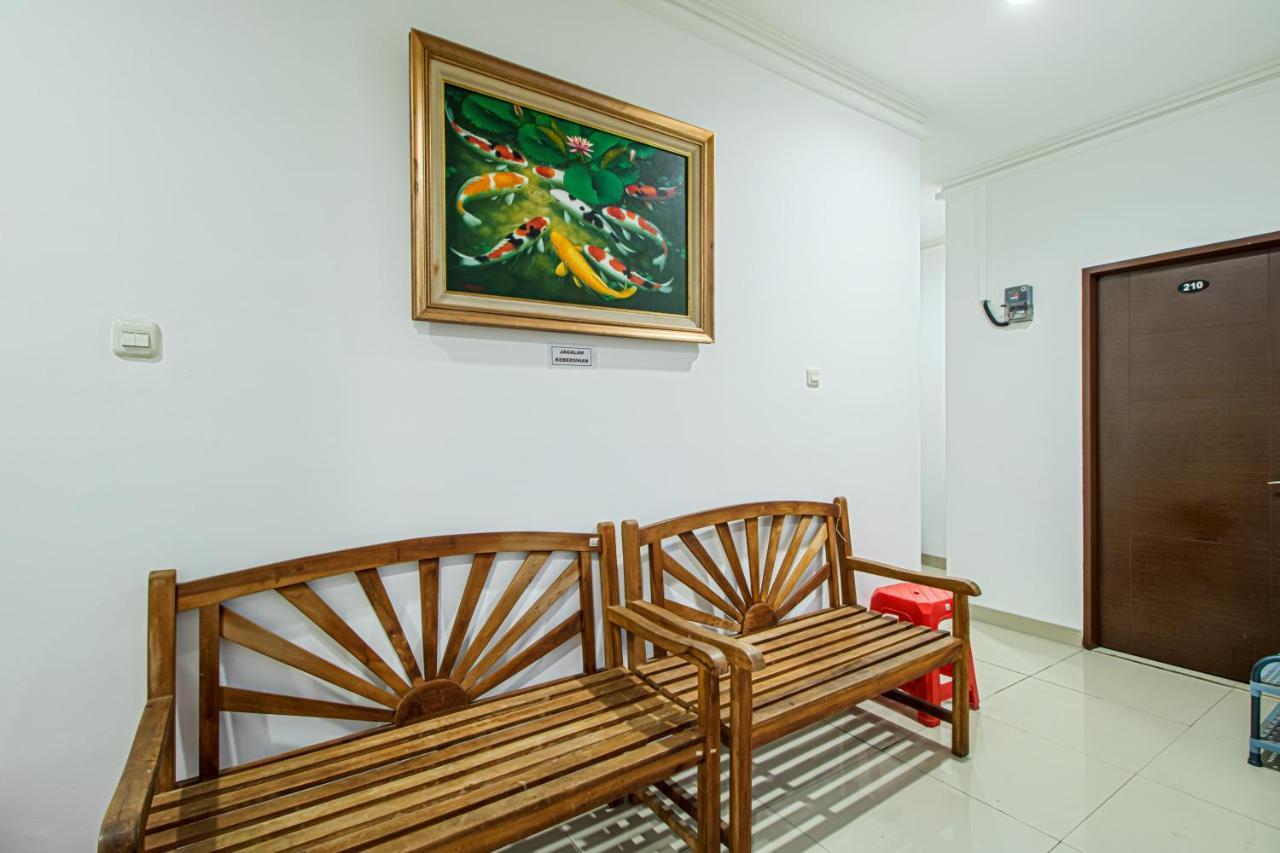 Hotel Mutiara Kostel Bintaro Esterno foto